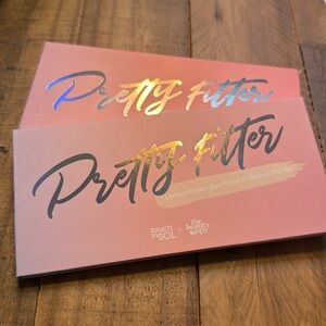 Touch in SOL Pink Eyeshadow Palette Vibrant and Versatile